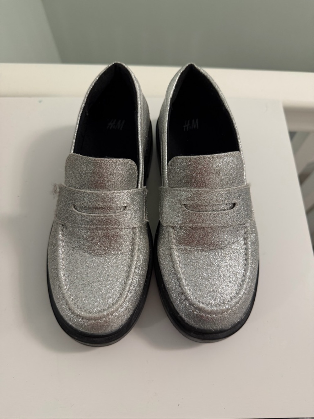 Girls H&M Silver Glitter Penny Loafers